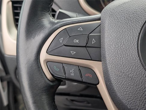 Used 2016 Jeep Cherokee Limited w/ Luxury Group image 20
