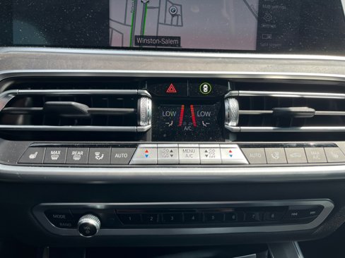 Used 2022 BMW X5 xDrive40i w/ Premium Package image 18