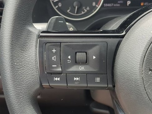 Used 2023 Nissan Rogue SV image 21
