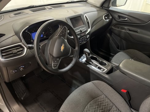 Used 2024 Chevrolet Equinox LT image 9
