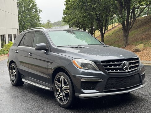 Used 2012 Mercedes-Benz ML 63 AMG 4MATIC image 9