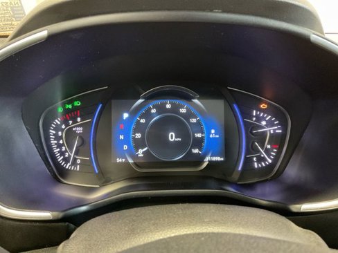 Used 2019 Hyundai Santa Fe Limited image 16