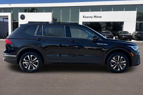 Used 2022 Volkswagen Tiguan S image 3