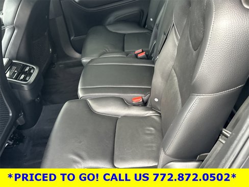 Used 2022 Volvo XC90 T6 Momentum w/ Protection Package Premier image 13