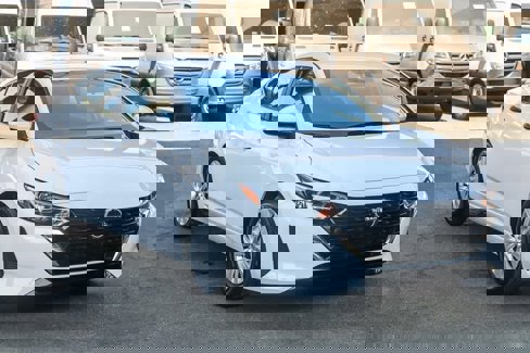 Used 2024 Nissan Sentra S image 3