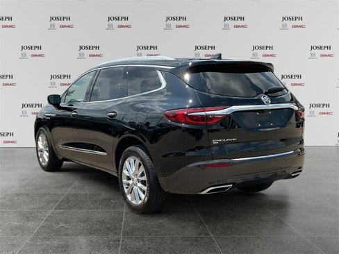 Used 2020 Buick Enclave Essence w/ Sound and Sites Package image 6