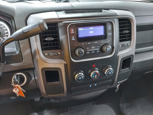 Used 2014 RAM 1500 Tradesman image 24