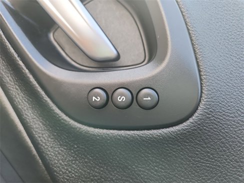 Used 2020 Jeep Cherokee High Altitude image 31