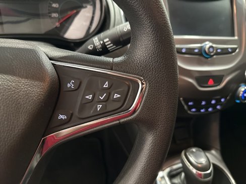 Used 2017 Chevrolet Cruze LT image 17