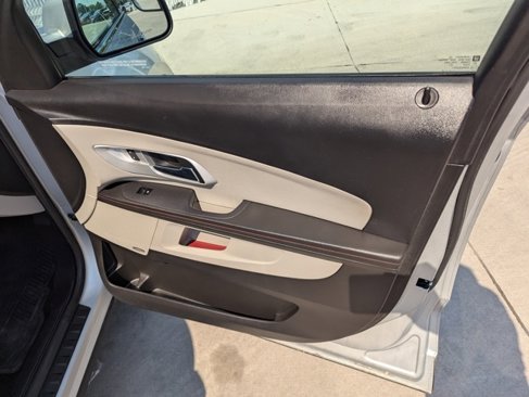Used 2012 Chevrolet Equinox LT image 27
