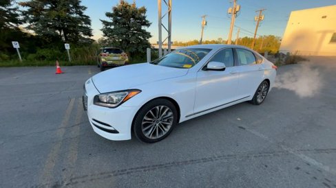 Used 2015 Hyundai Genesis 3.8 image 5