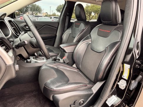 Used 2017 Jeep Cherokee Trailhawk w/ Comfort/Convenience Group image 25