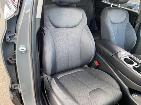 Used 2023 Hyundai Santa Fe SEL image 35