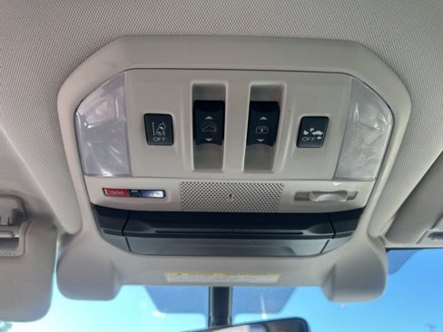 Used 2019 Subaru Ascent Limited image 13