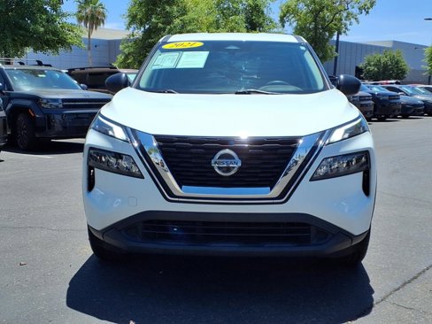 Used 2021 Nissan Rogue S image 2