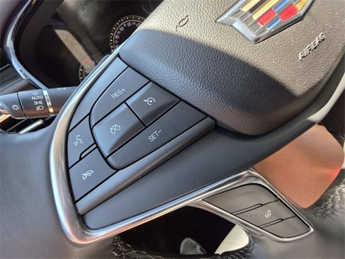 Used 2018 Cadillac XT5 Luxury image 17