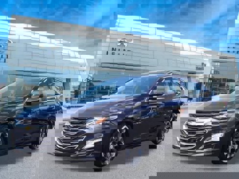 Used 2022 Chevrolet Malibu LT image 1