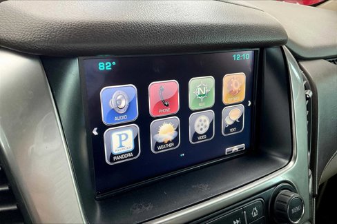 Used 2015 Chevrolet Suburban LT image 31