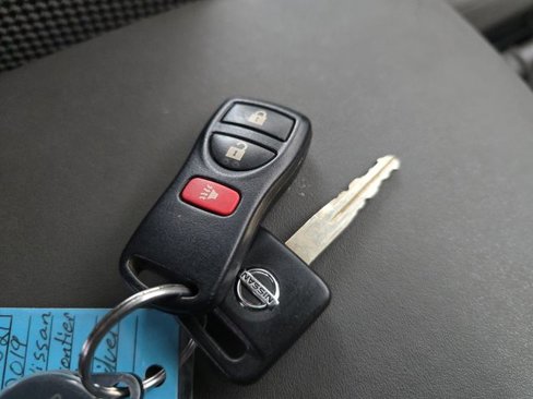 Used 2019 Nissan Frontier SV image 24