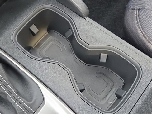 Used 2025 Nissan Frontier SV image 31