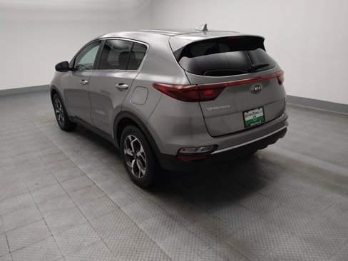 Used 2020 Kia Sportage LX image 5