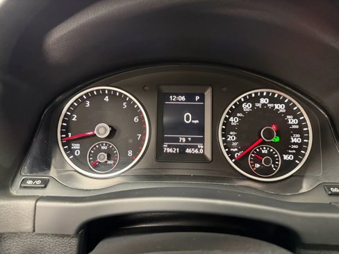 Used 2016 Volkswagen Tiguan S image 38