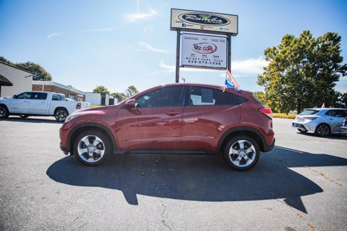 Used 2017 Honda HR-V EX image 9