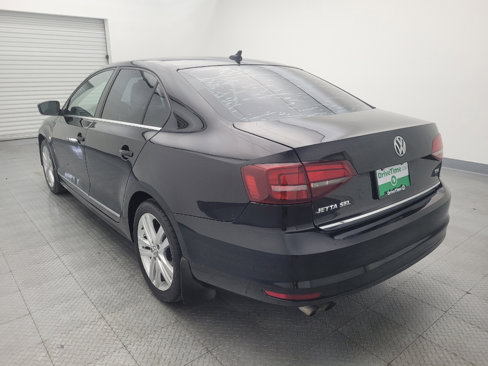 Used 2017 Volkswagen Jetta SEL Premium image 5
