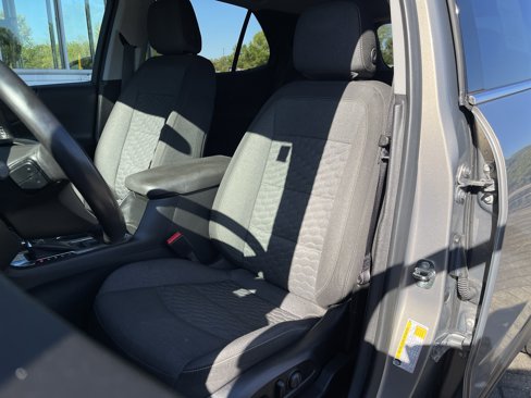 Used 2019 Chevrolet Equinox LT image 16