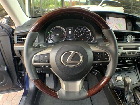 Used 2018 Lexus ES 350 image 14