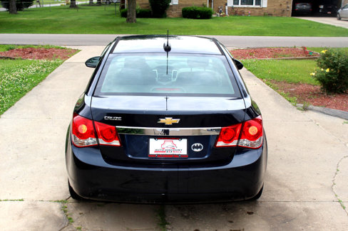 Used 2015 Chevrolet Cruze LS image 9
