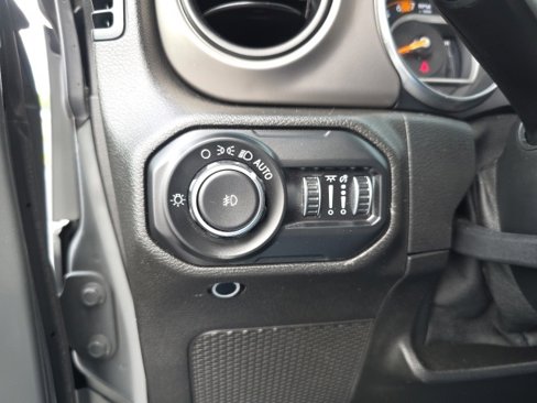 Used 2019 Jeep Wrangler Unlimited Sport S image 16