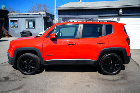 Used 2017 Jeep Renegade Altitude image 11