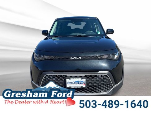 Used 2023 Kia Soul LX image 11