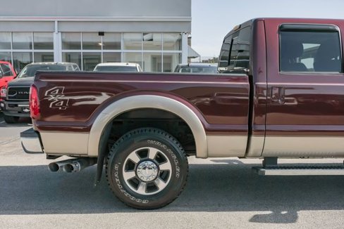 Used 2011 Ford F250 Lariat w/ Lariat Interior Pkg image 11