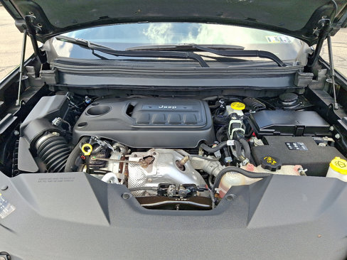 Certified 2019 Jeep Cherokee Latitude Plus image 25