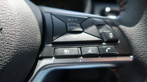 Used 2023 Nissan Kicks SR w/ SR Premium Package image 39