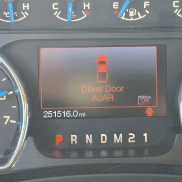 Used 2013 Ford F150 XLT w/ XLT Chrome Pkg image 17