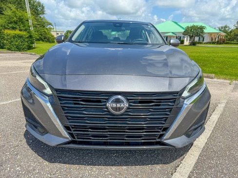 Used 2023 Nissan Altima 2.5 SV image 6