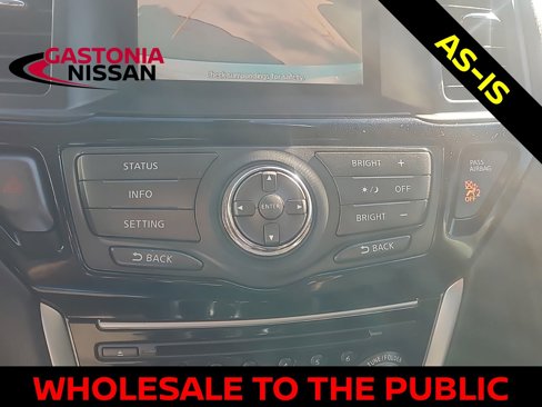 Used 2015 Nissan Pathfinder SV image 61