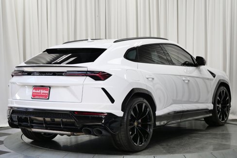 Used 2022 Lamborghini Urus image 8