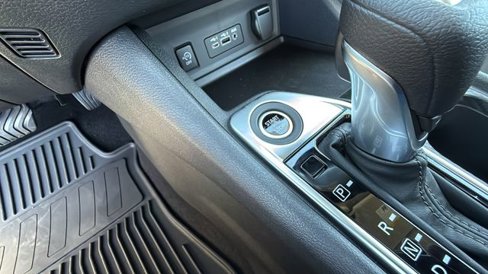New 2025 Nissan Sentra SV w/ Trunk Package image 17