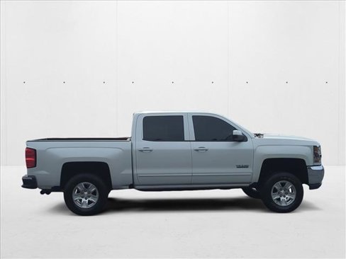 Used 2017 Chevrolet Silverado 1500 LT w/ Texas Edition image 4