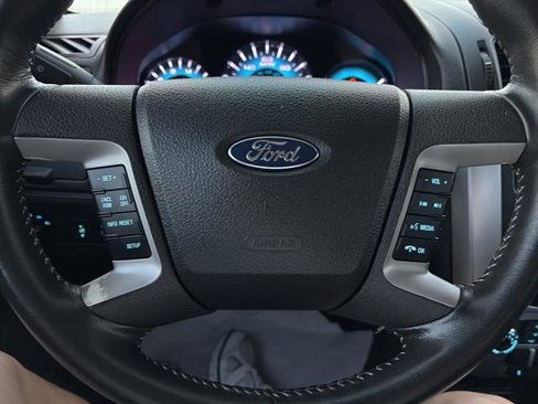 Used 2010 Ford Fusion SE image 16