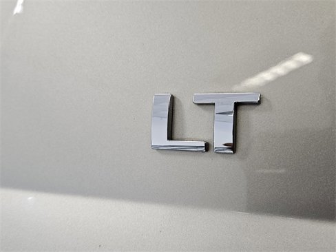 Used 2016 Chevrolet Tahoe LT image 16