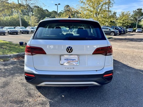Certified 2024 Volkswagen Taos S image 5
