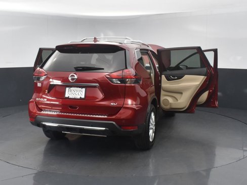 Used 2019 Nissan Rogue SV image 26