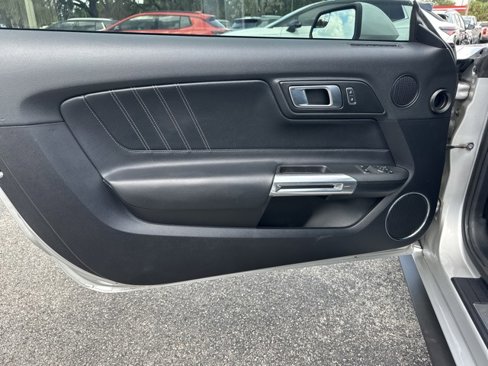Used 2015 Ford Mustang Coupe w/ Equipment Group 051A image 5