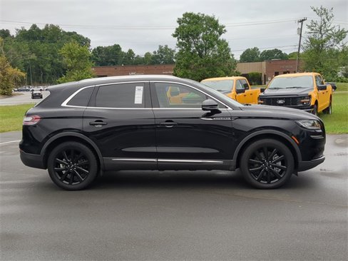 Used 2021 Lincoln Nautilus Reserve w/ Monochromatic Package image 14