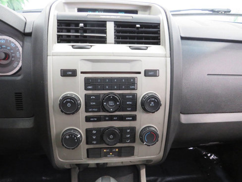 Used 2011 Ford Escape XLT w/ 202A Rapid Spec Order Code image 17